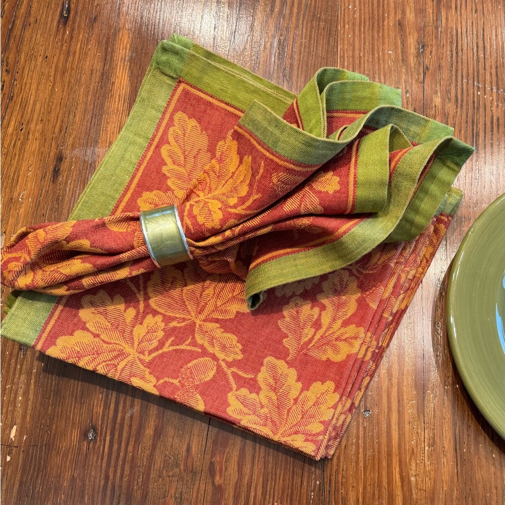 Williams Sonoma Fall Leaves - Set of 8 Napkins